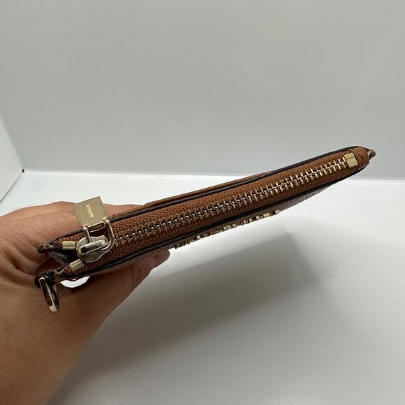 MICHAEL KORS Brown Card Wallet with Keychain - Picture 4 of 7